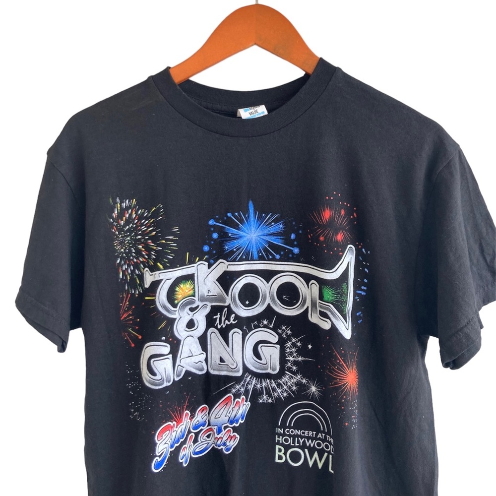 Kool & the Gang concert tee M rare music shirt